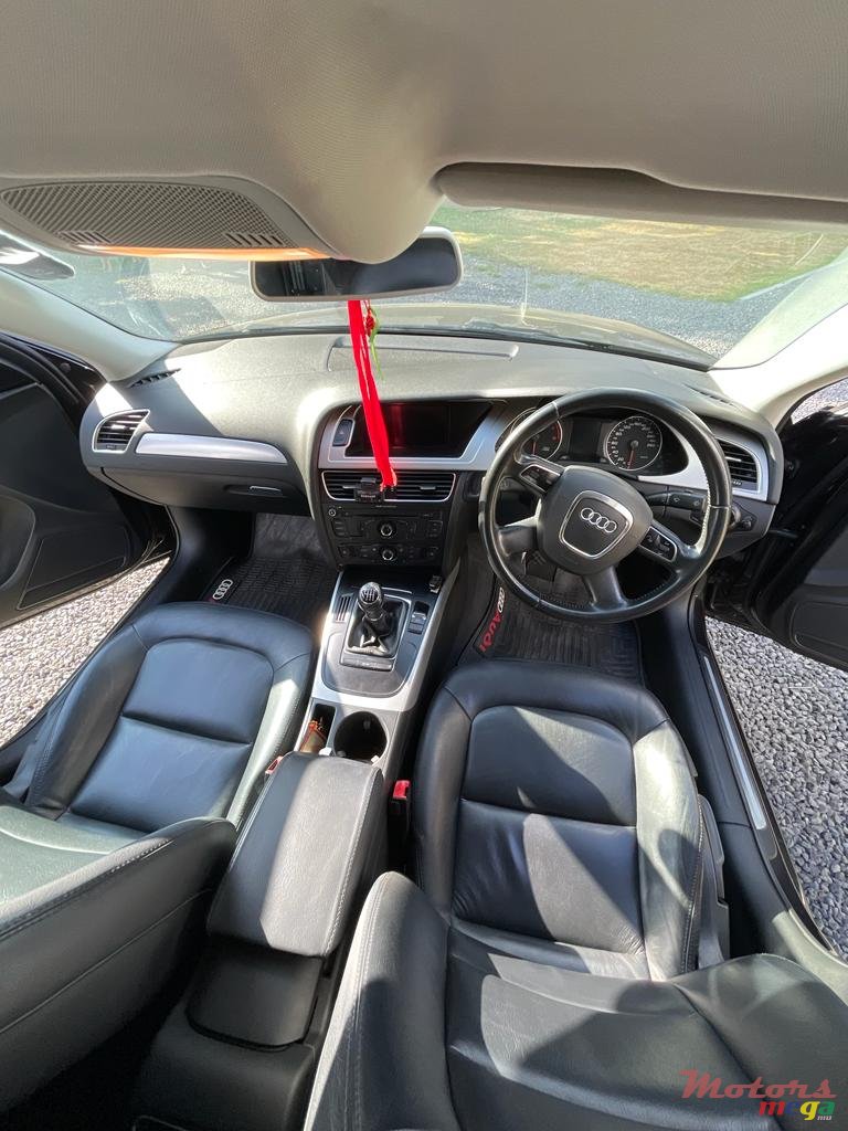 2011' Audi A4 photo #6