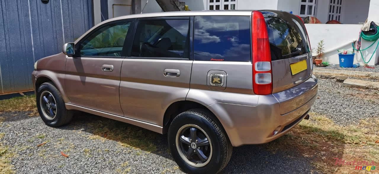 2002' Honda HR-V photo #1