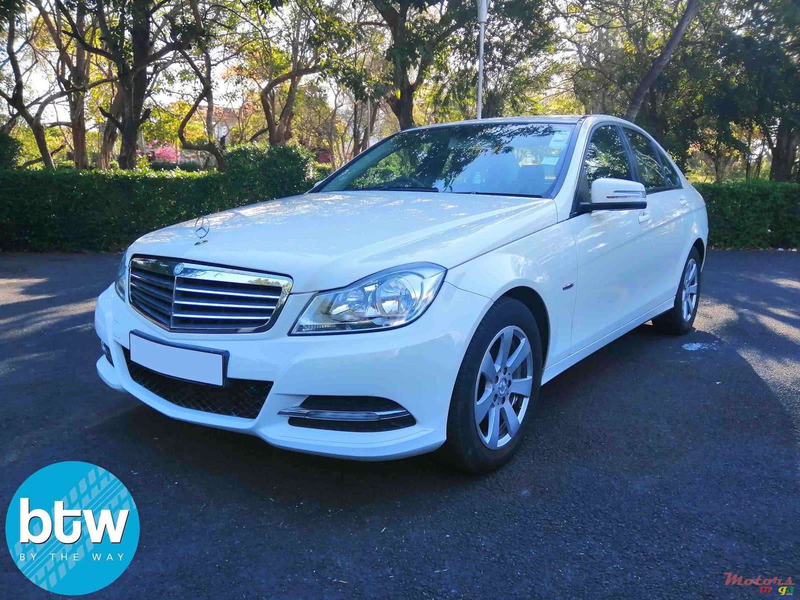 2012' Mercedes-Benz C-Class 180 photo #1