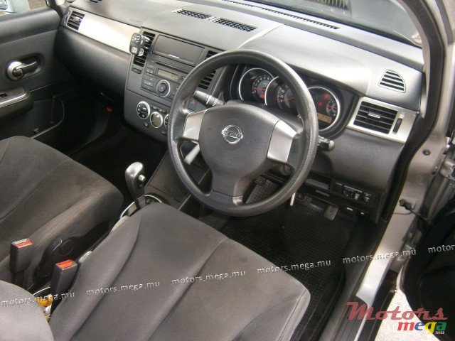 2007' Nissan Tiida photo #4