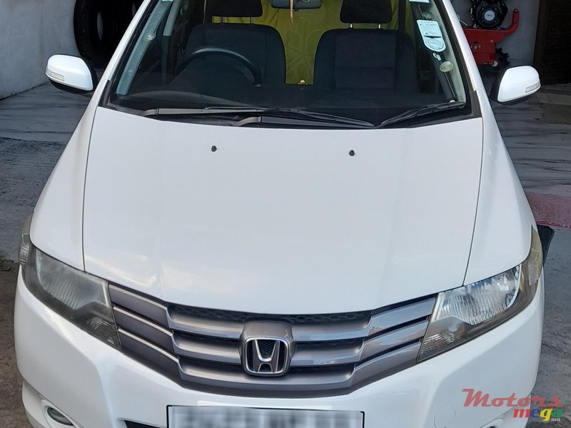 2011' Honda City photo #4