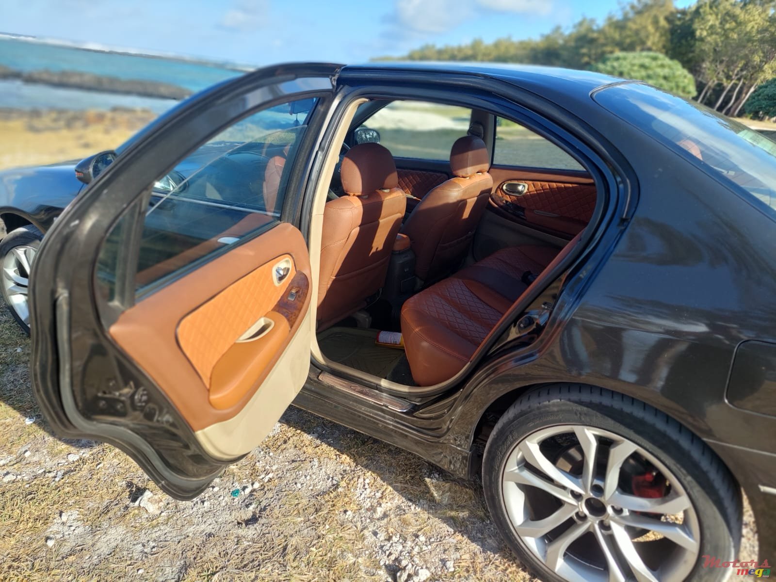 2003' Nissan Cefiro photo #4