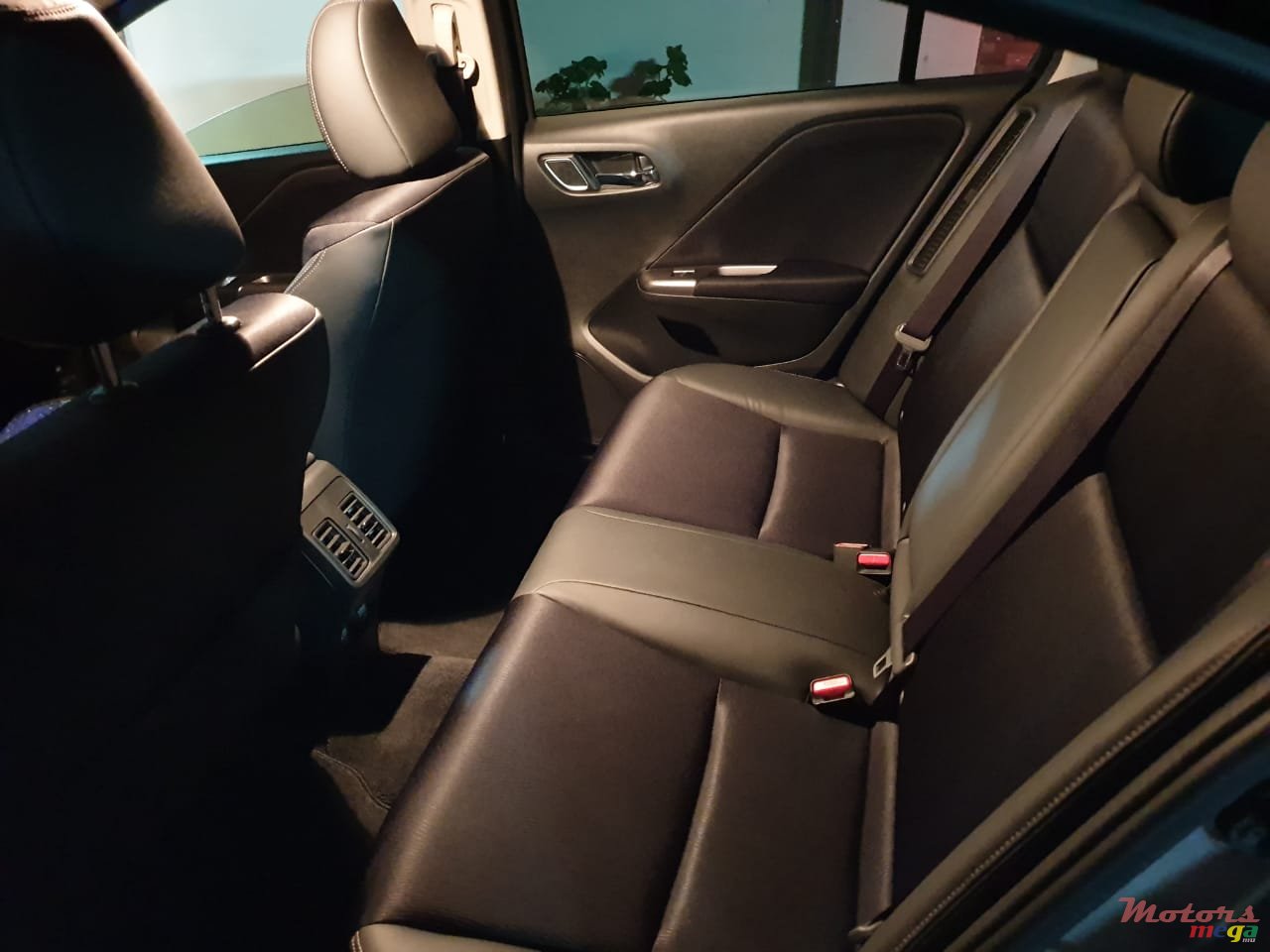 2016' Honda photo #6