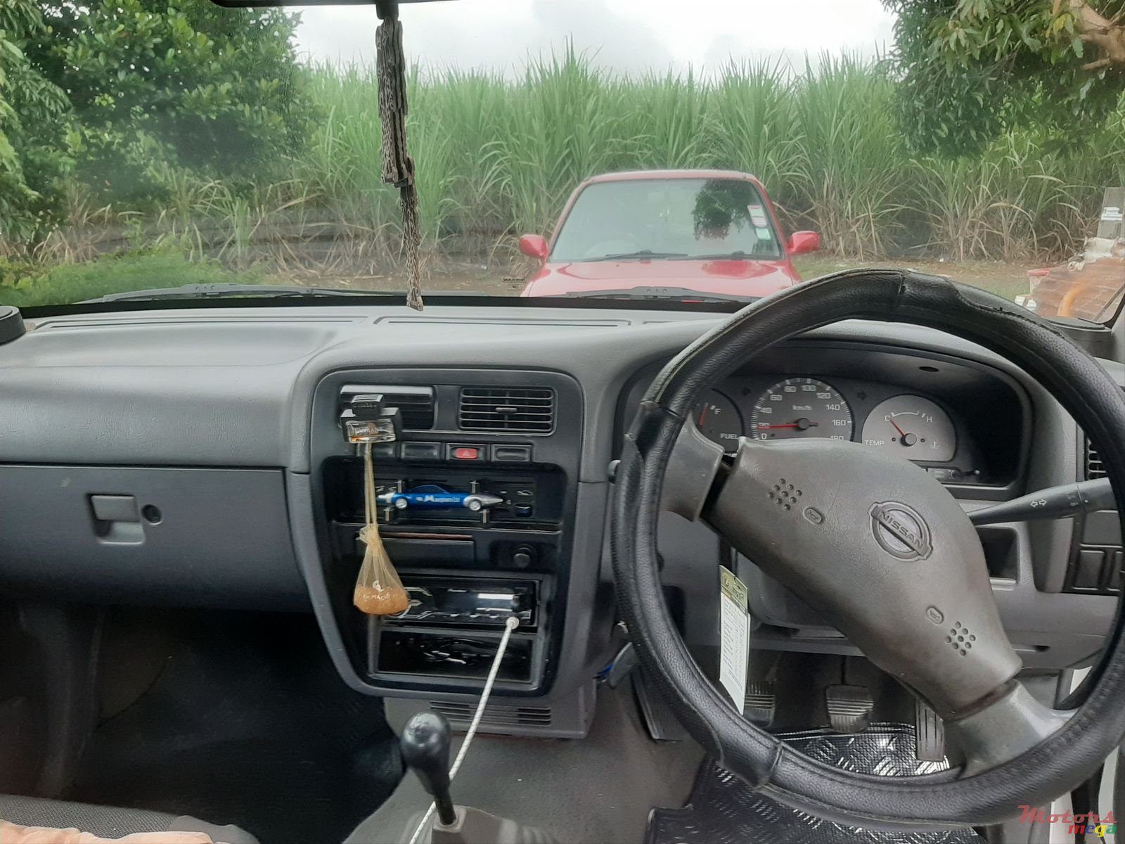 2003' Nissan photo #3