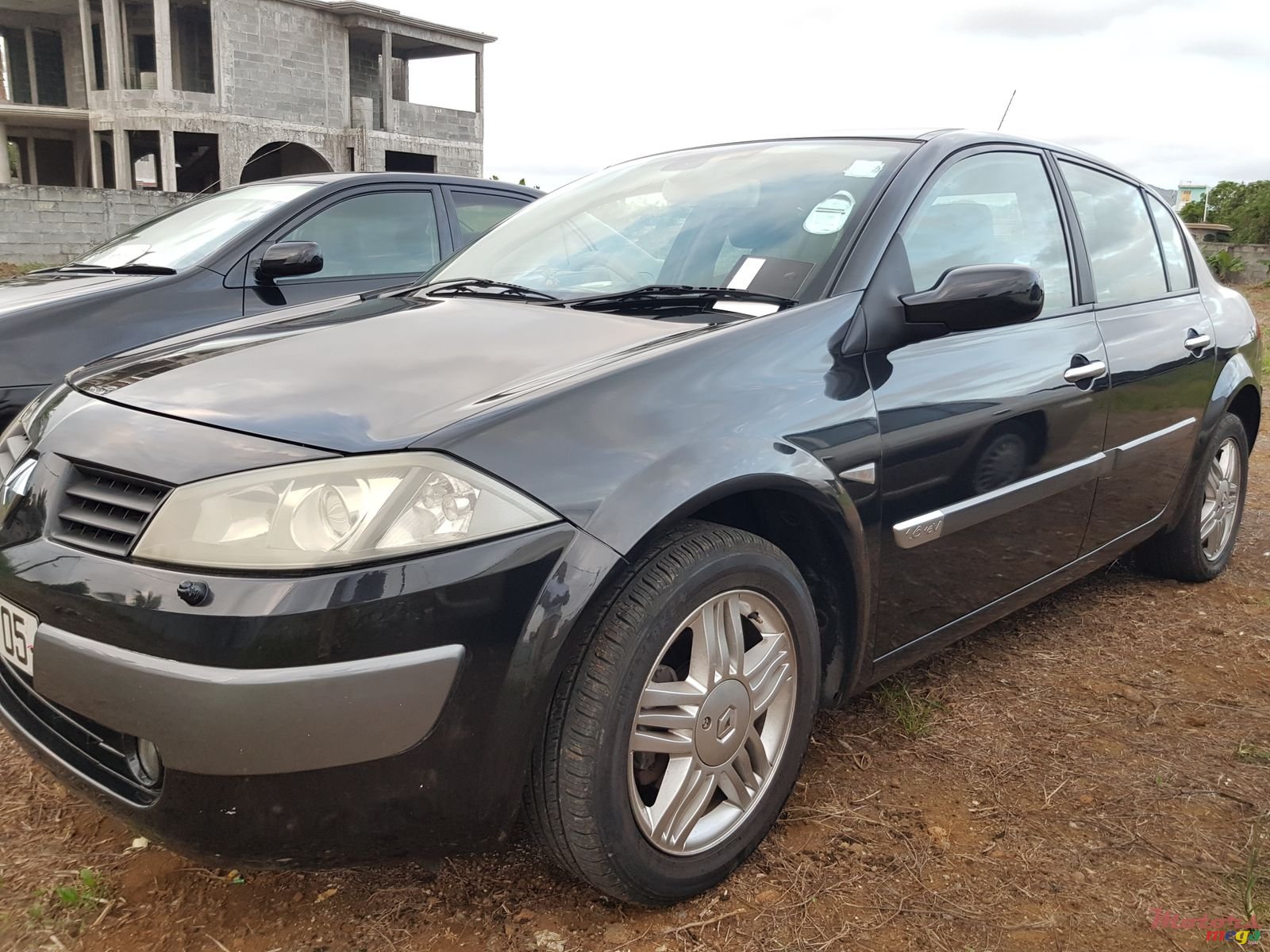2005' Renault Megane photo #1