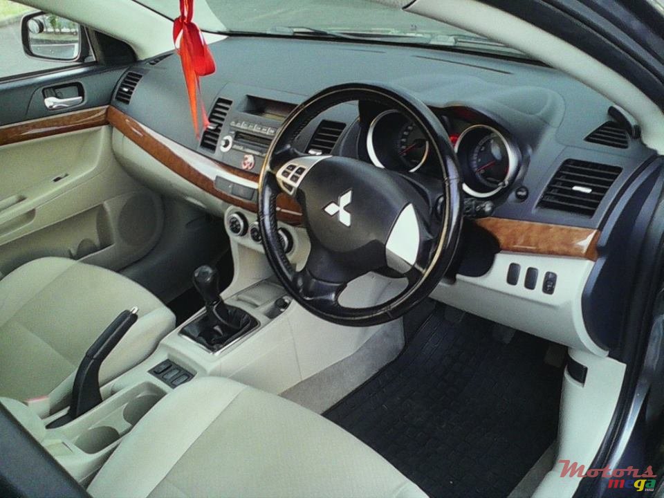 2009' Mitsubishi Lancer ex photo #6