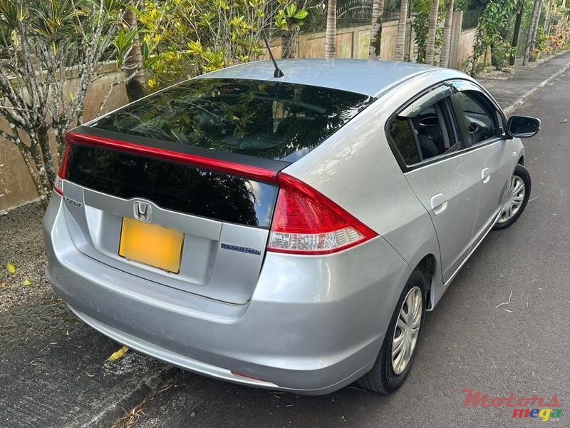 2011' Honda Insight photo #3