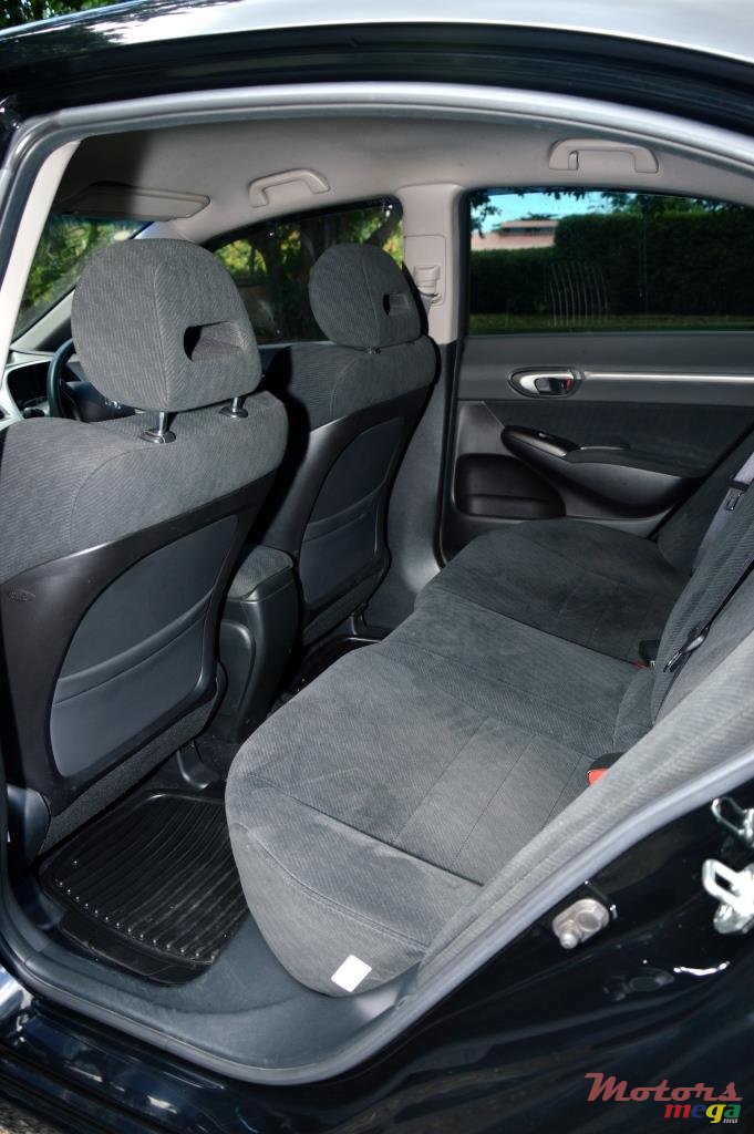 2010' Honda Civic photo #5