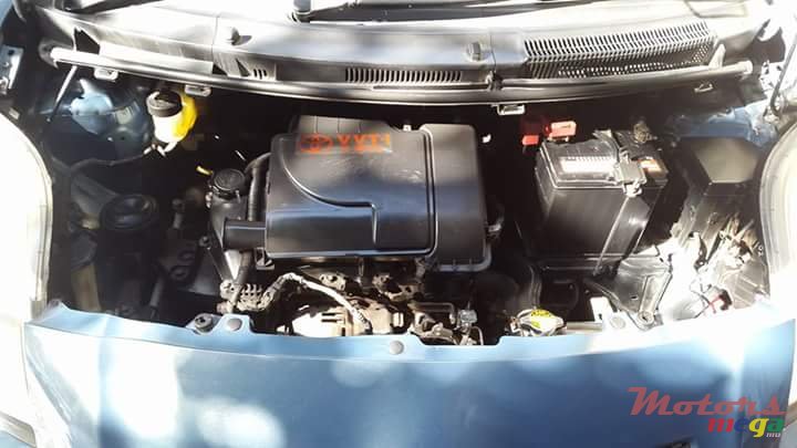 2007' Toyota photo #6