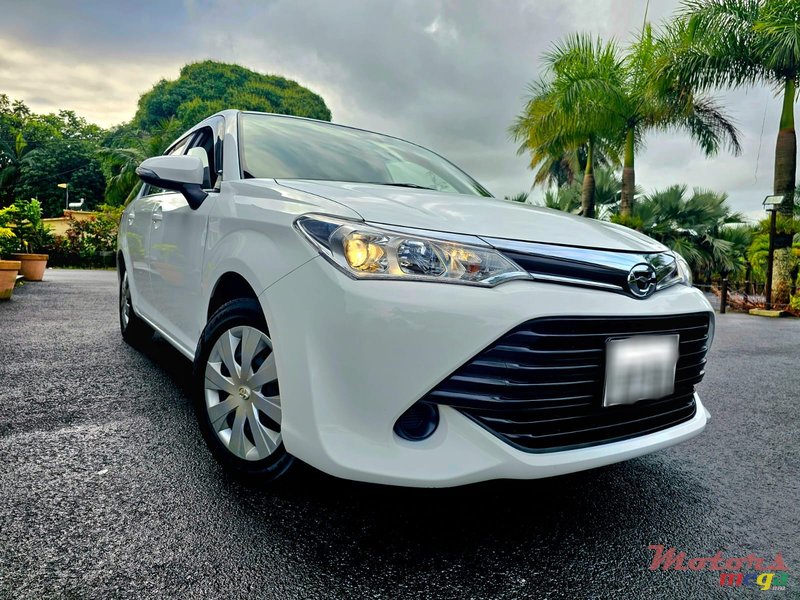 2016' Toyota Axio photo #1