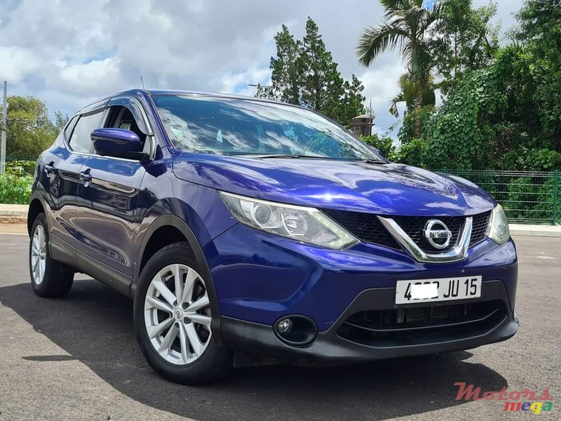 2015' Nissan Qashqai photo #1