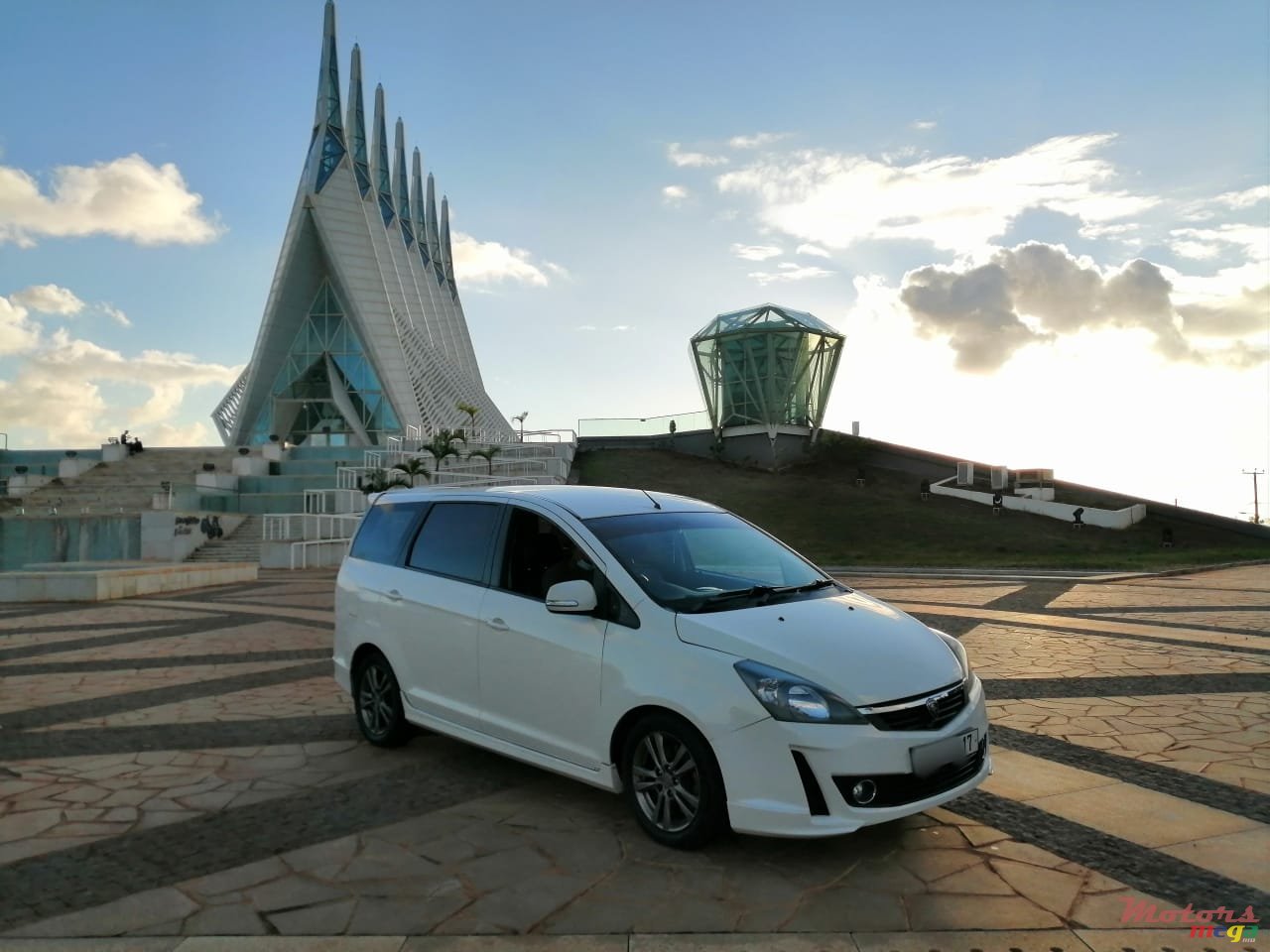 2017' Proton photo #1