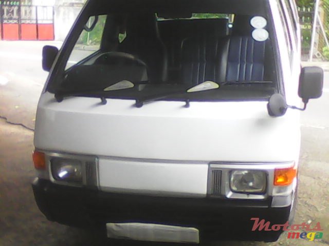 1993' Nissan Vanette pass photo #1