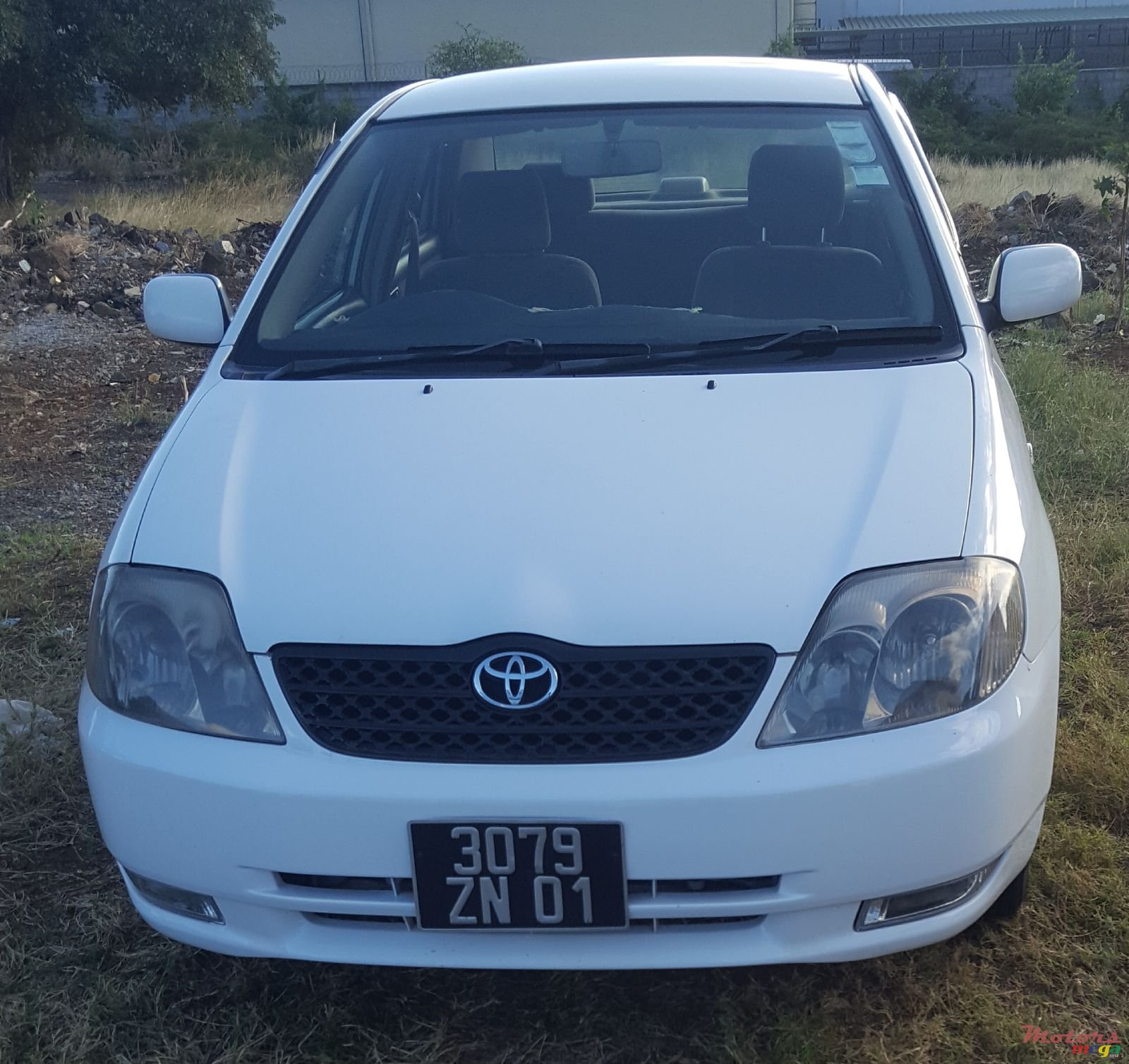 2001' Toyota Corolla NZE Full Option photo #1