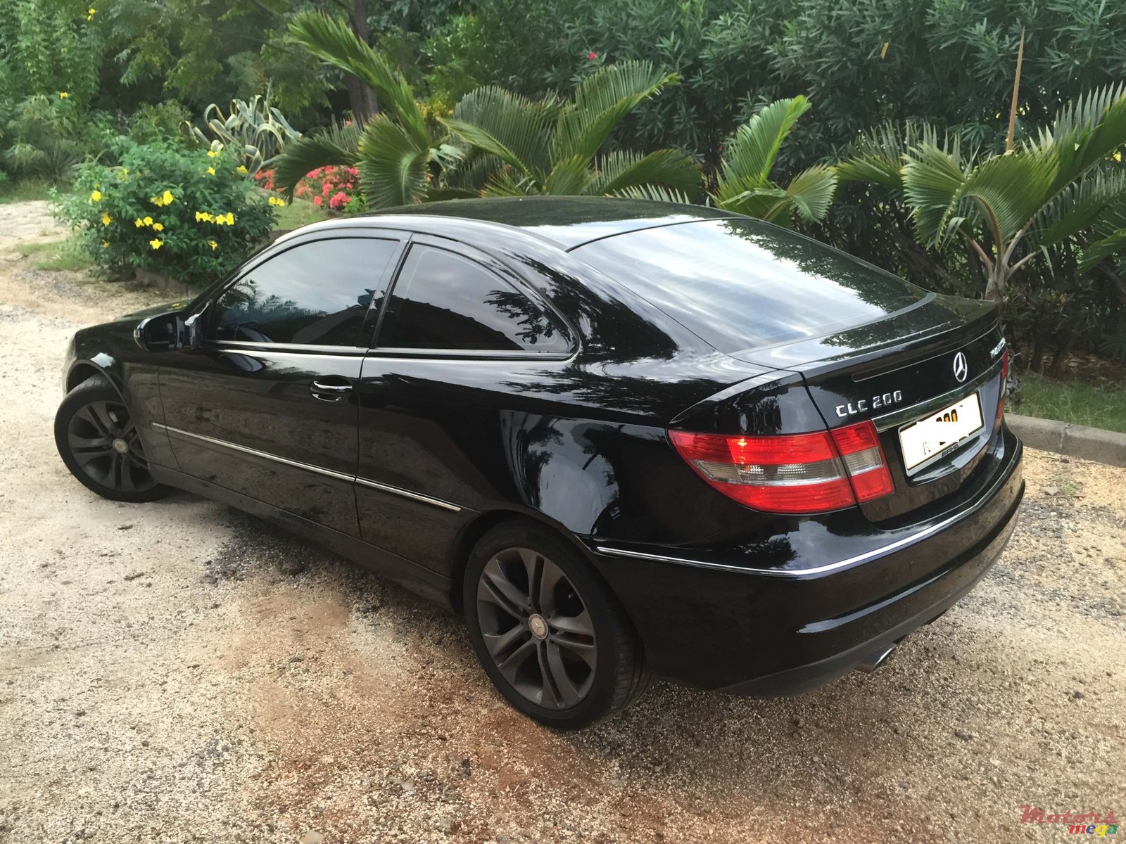 2009' Mercedes-Benz CLC 200 photo #2