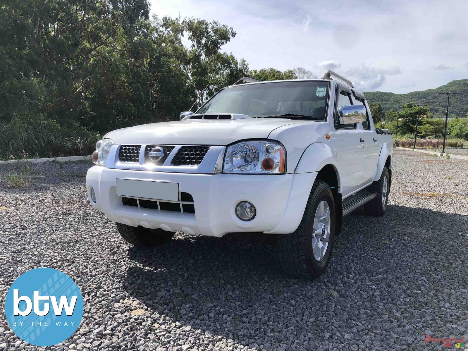 2019' Nissan NP300 photo #2