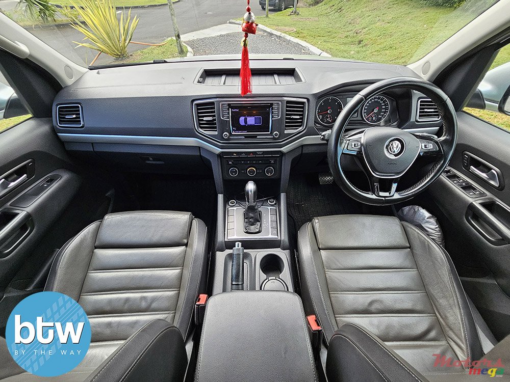 2020' Volkswagen Amarok V6 TDI 4Motion photo #6