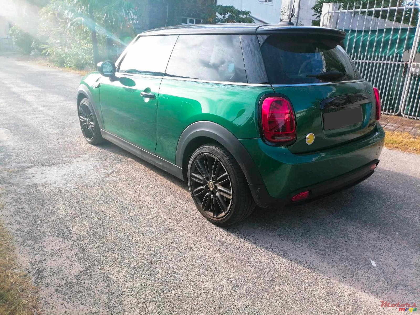 2022' MINI Cooper S photo #4