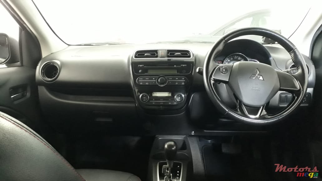 2016' Mitsubishi Attrage photo #6