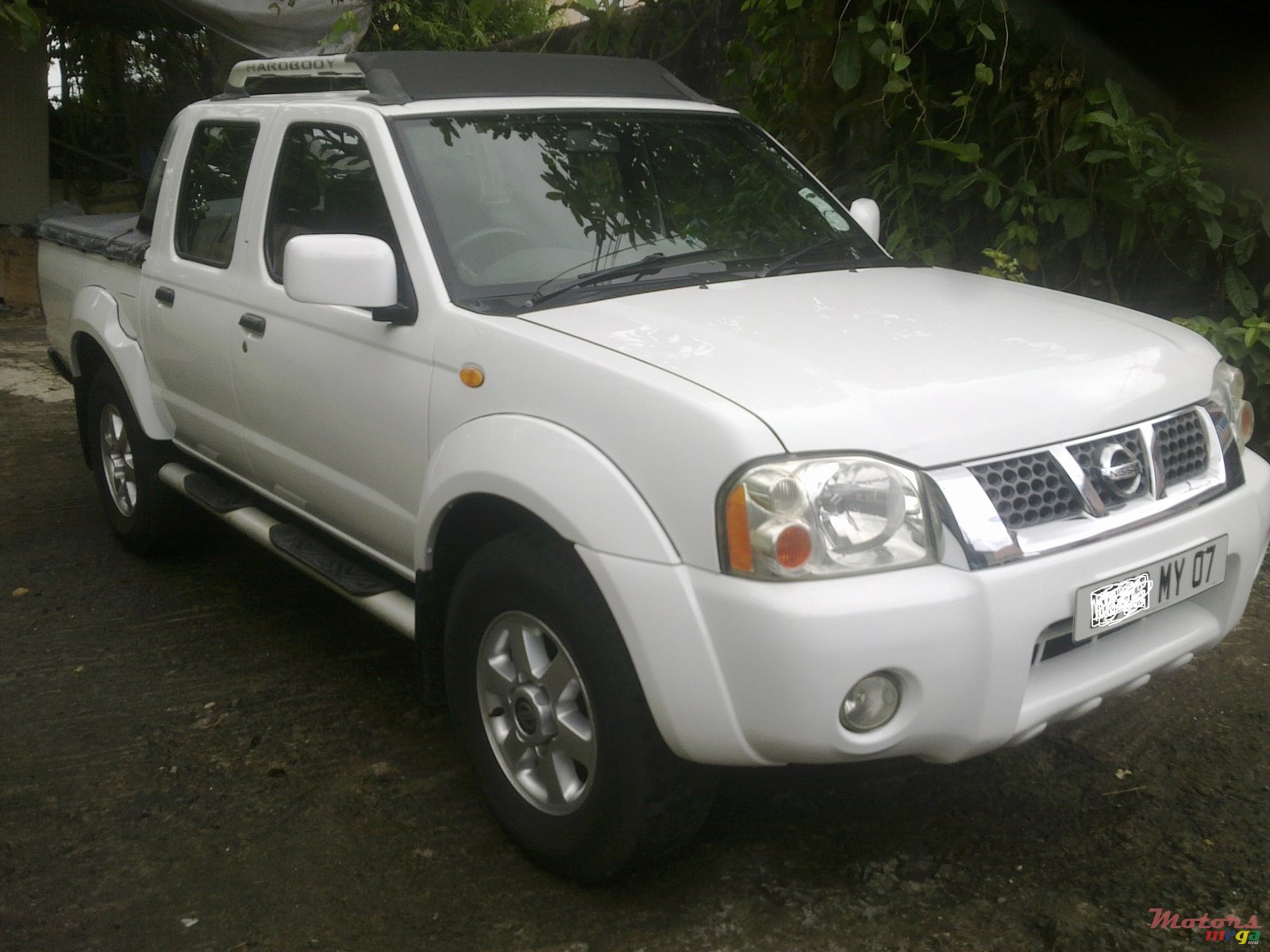 2007' Nissan HARDBODY 3.0 TURBO photo #1
