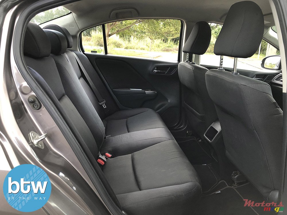 2015' Honda Ballade photo #3