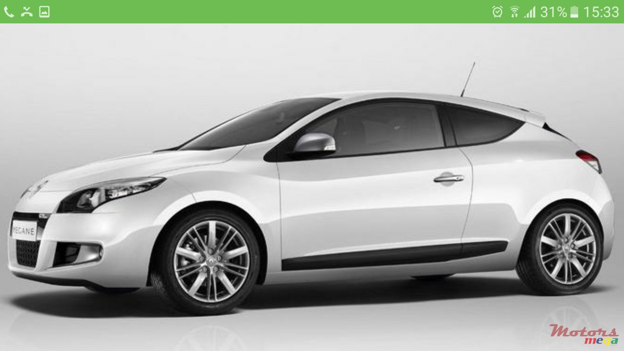 2012' Renault Megane Coupe GT line photo #3