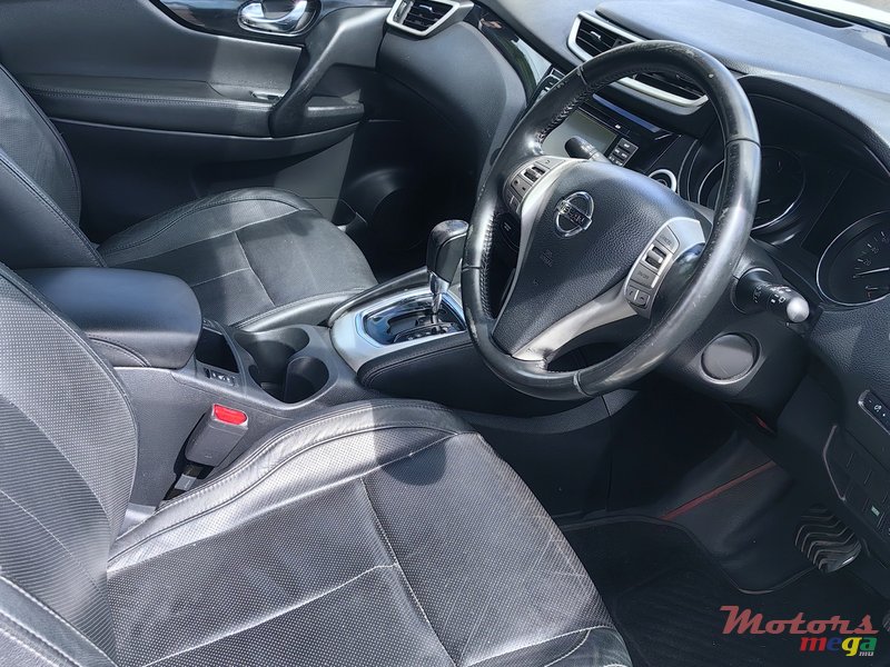 2015' Nissan Qashqai 1.6d CVT Acenta photo #3