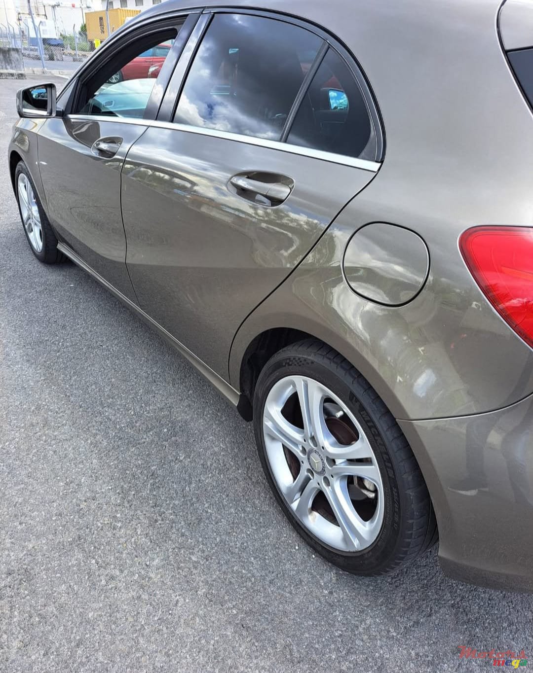 2014' Mercedes-Benz A 180 photo #3