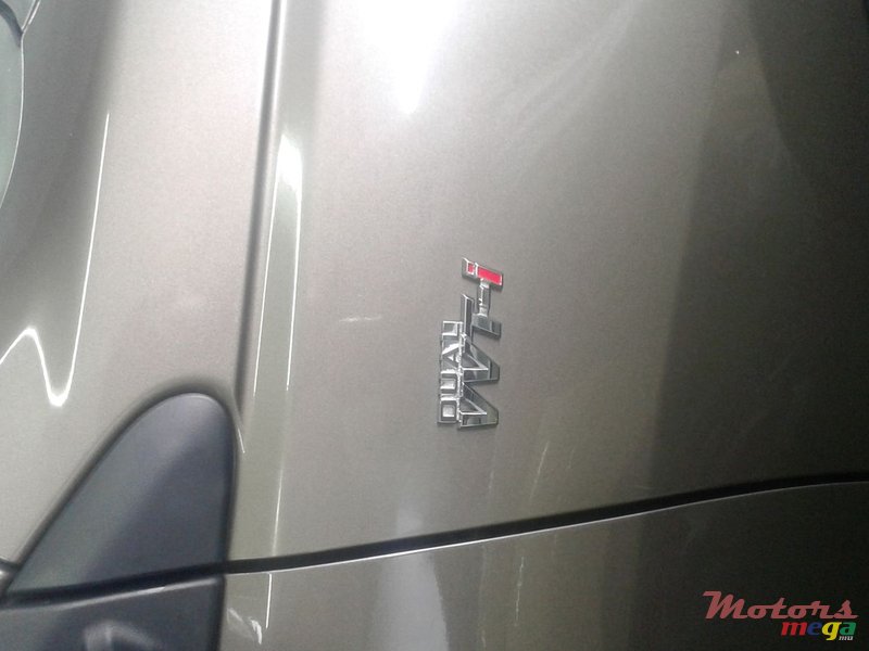 2019' Toyota Rush New Shape VVTI photo #2