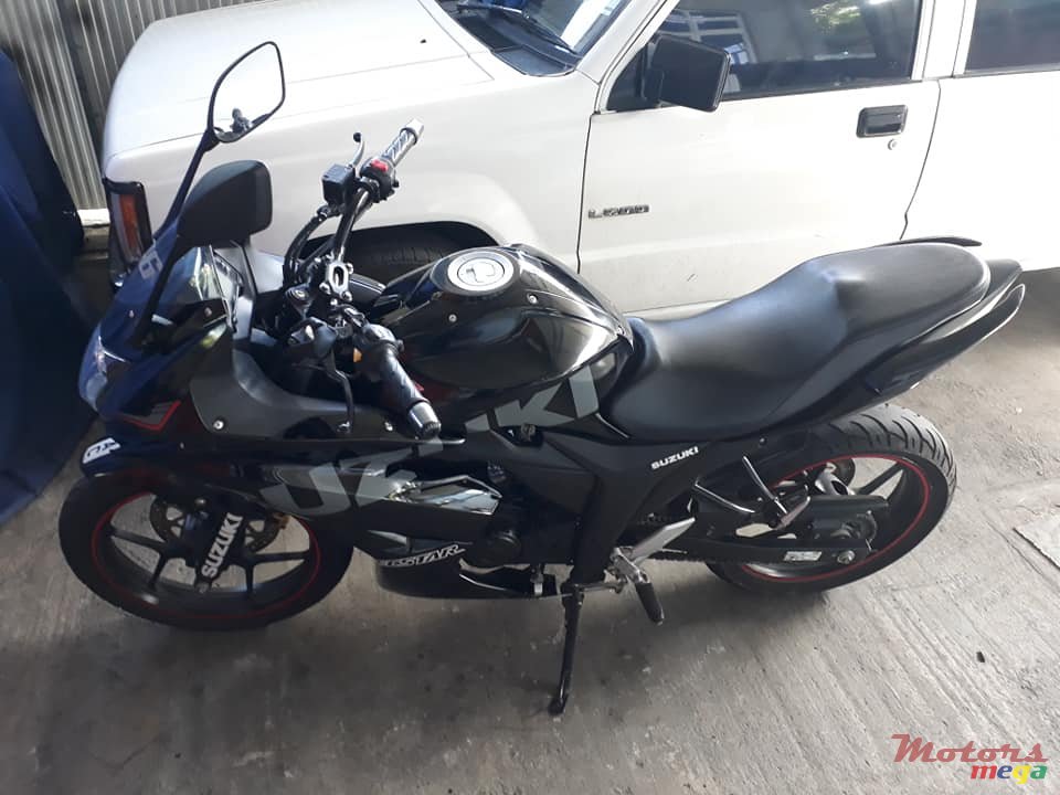 2017' Suzuki Gixxer photo #6