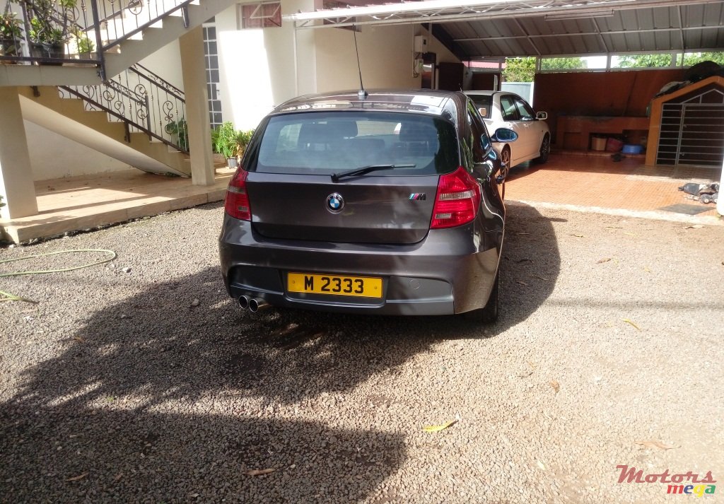 2007' BMW 1 Series 5 Door photo #6