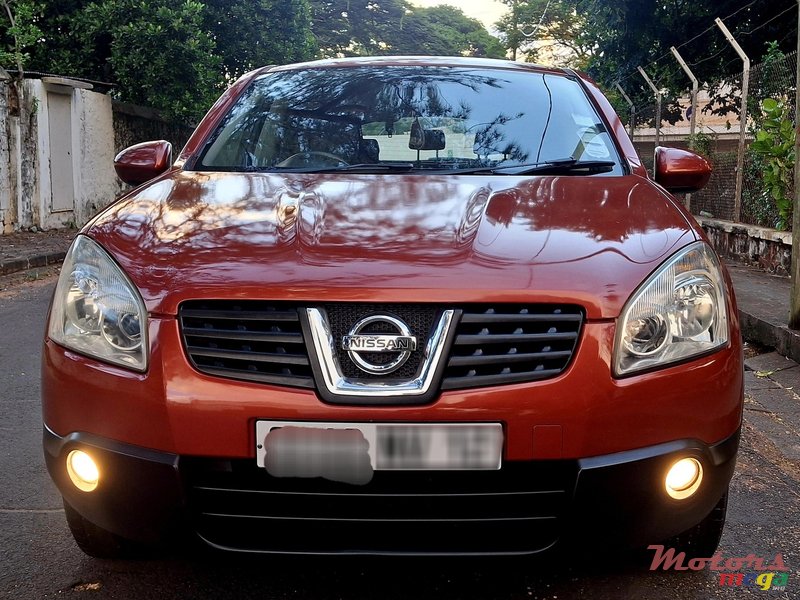 2012' Nissan Qashqai photo #2