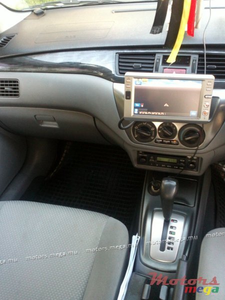 2007' Mitsubishi photo #6