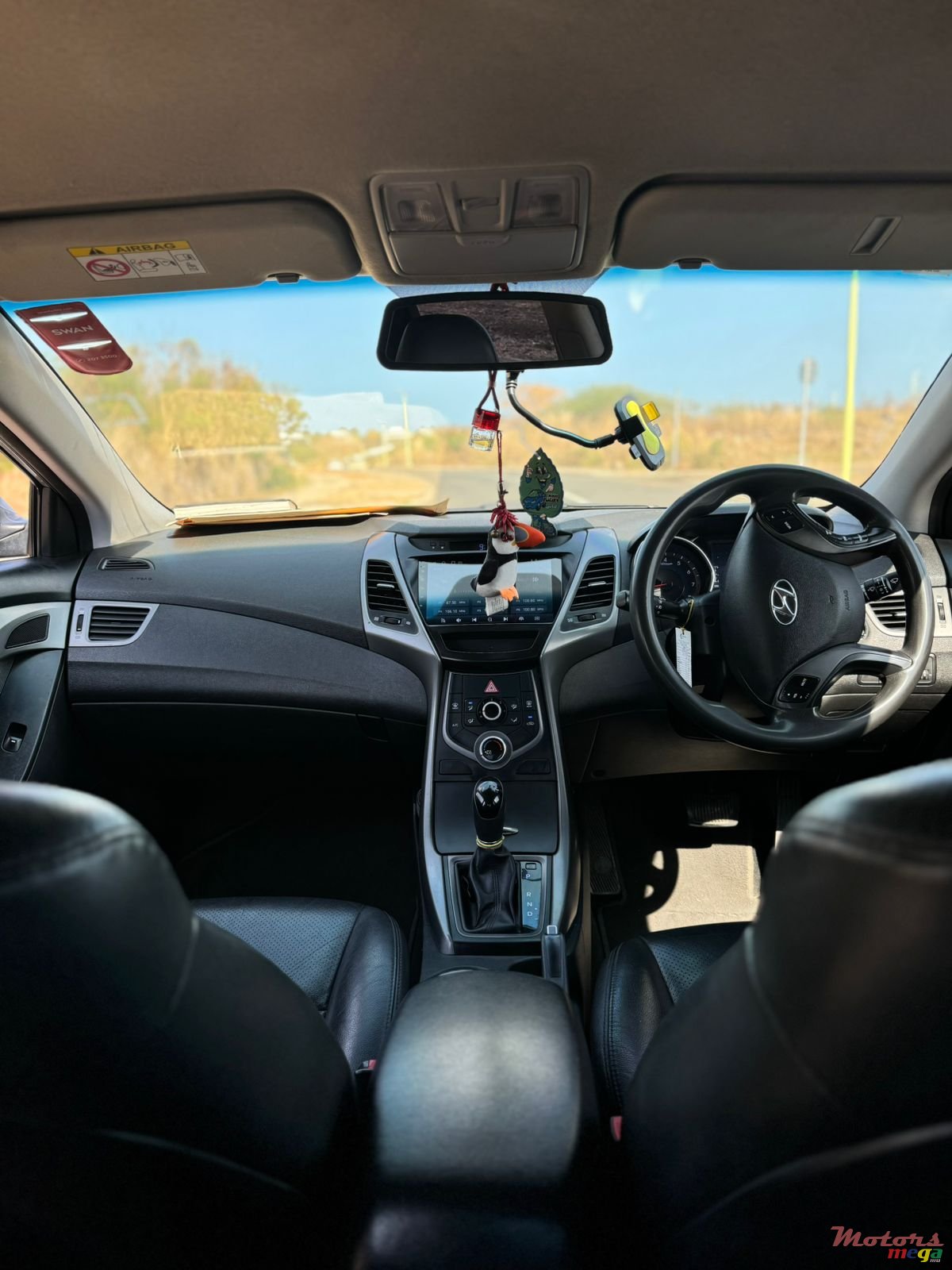 2014' Hyundai Elantra photo #6