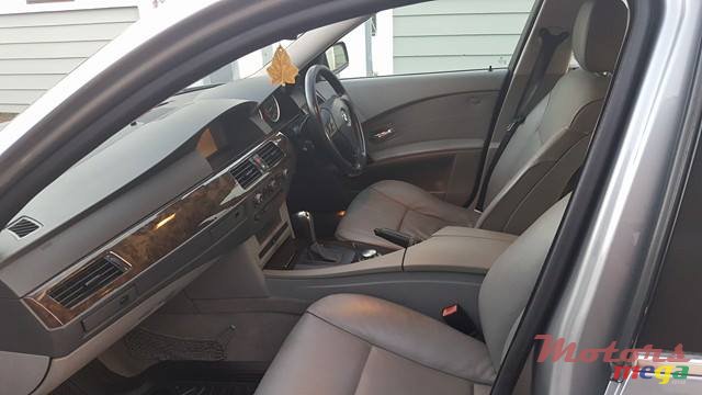 2004' BMW 520 photo #6