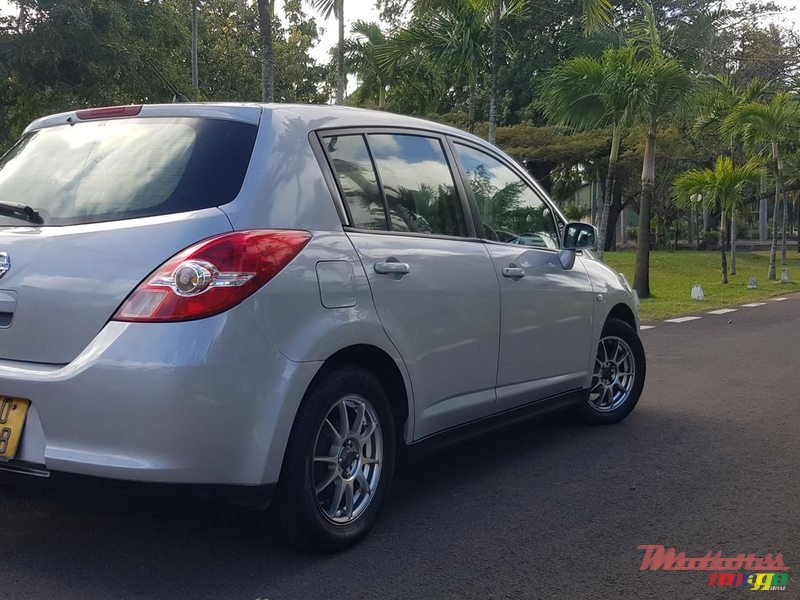 2008' Nissan Tiida photo #4
