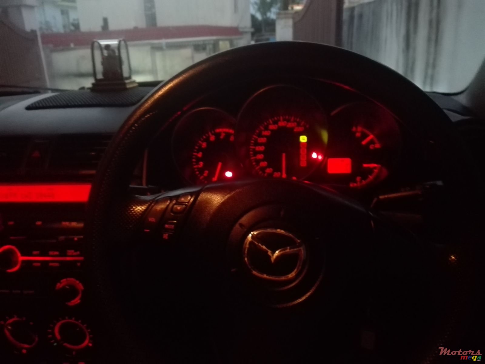 2005' Mazda 3 Sport photo #4