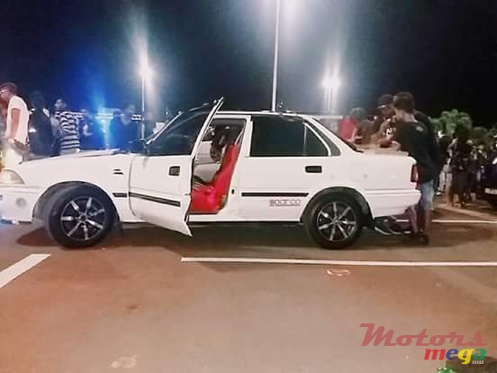 1989' Toyota Corolla photo #2