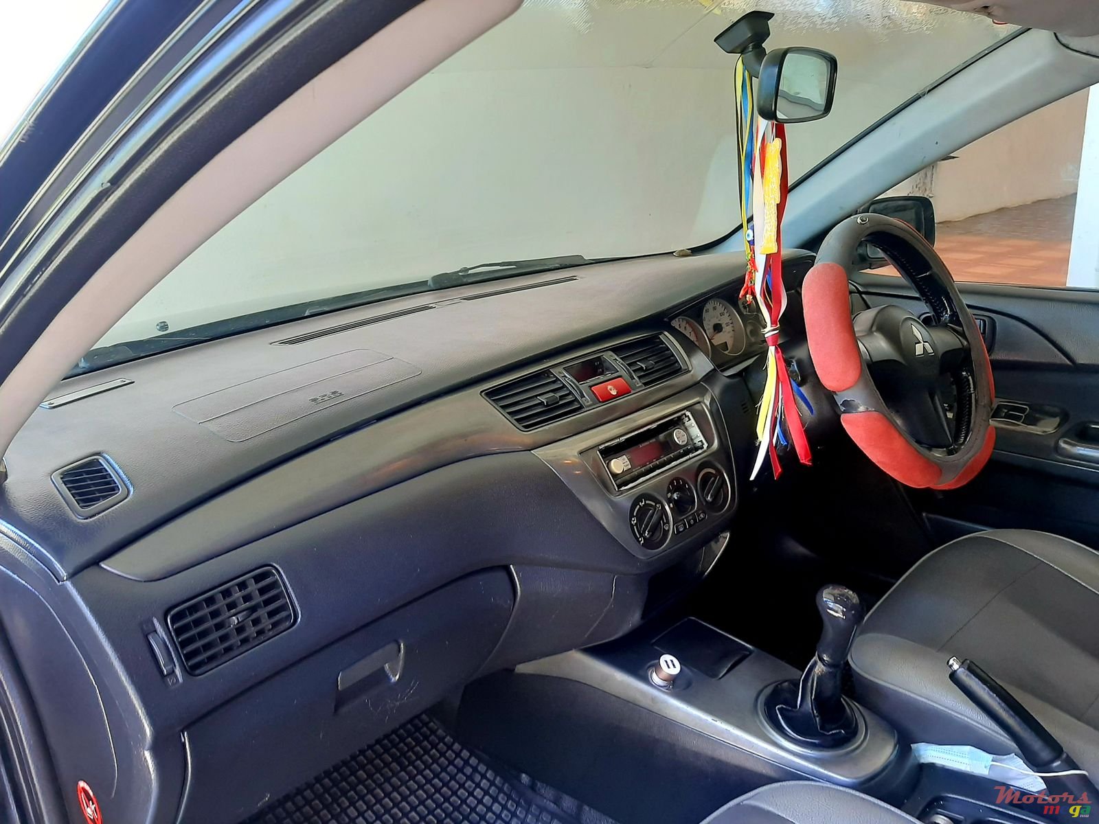 2008' Mitsubishi Lancer photo #5