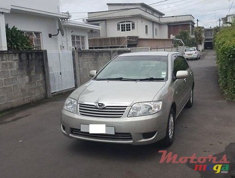 2005' Toyota Corolla photo #2