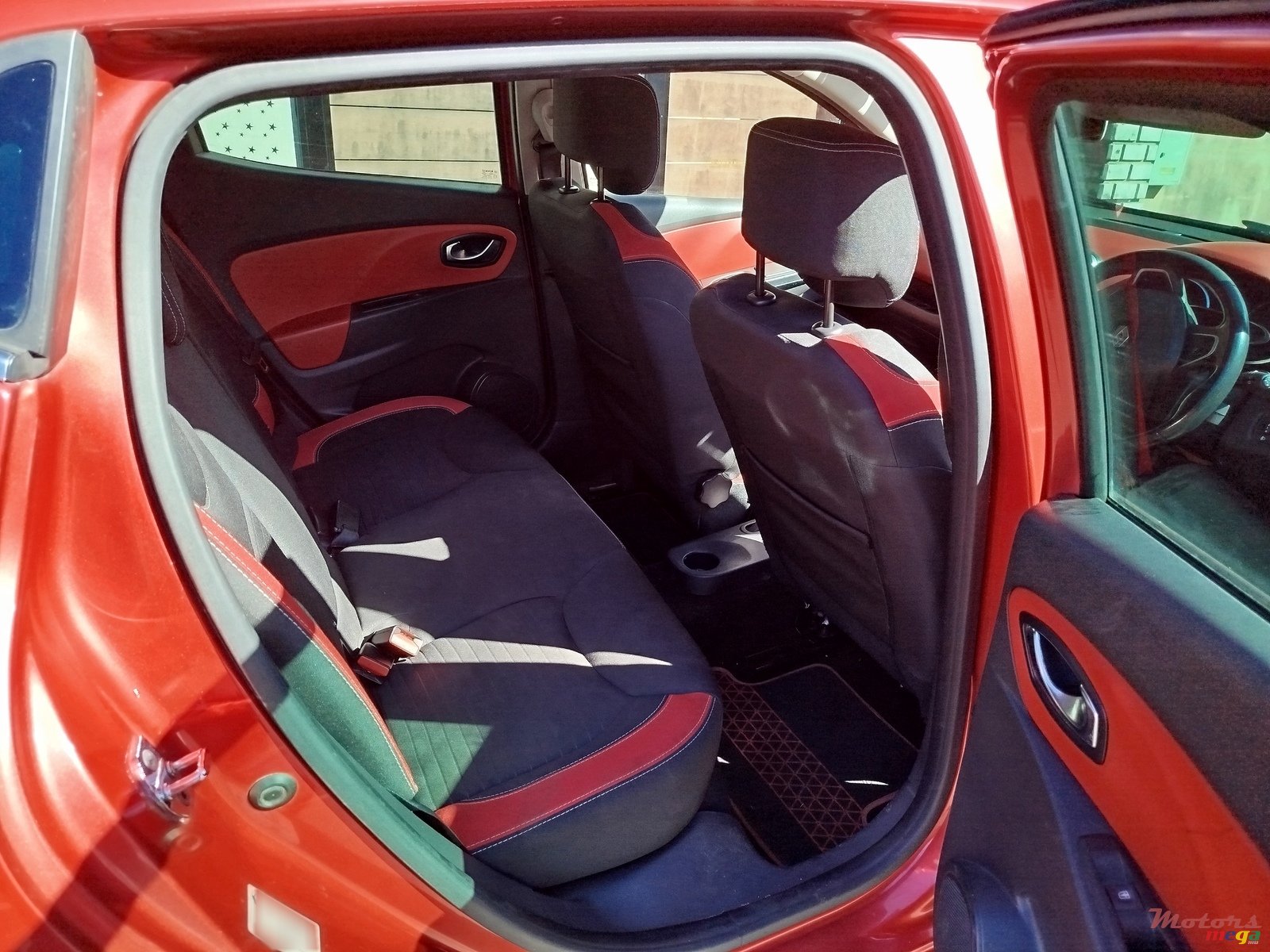 2016' Renault Clio 4 photo #5
