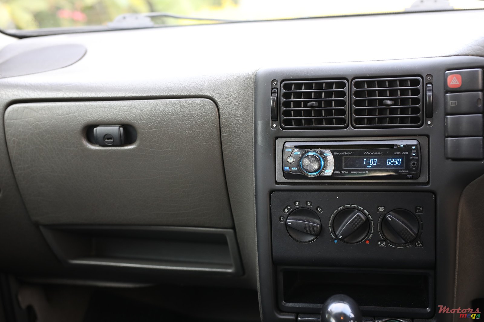 1998' Volkswagen Polo photo #6