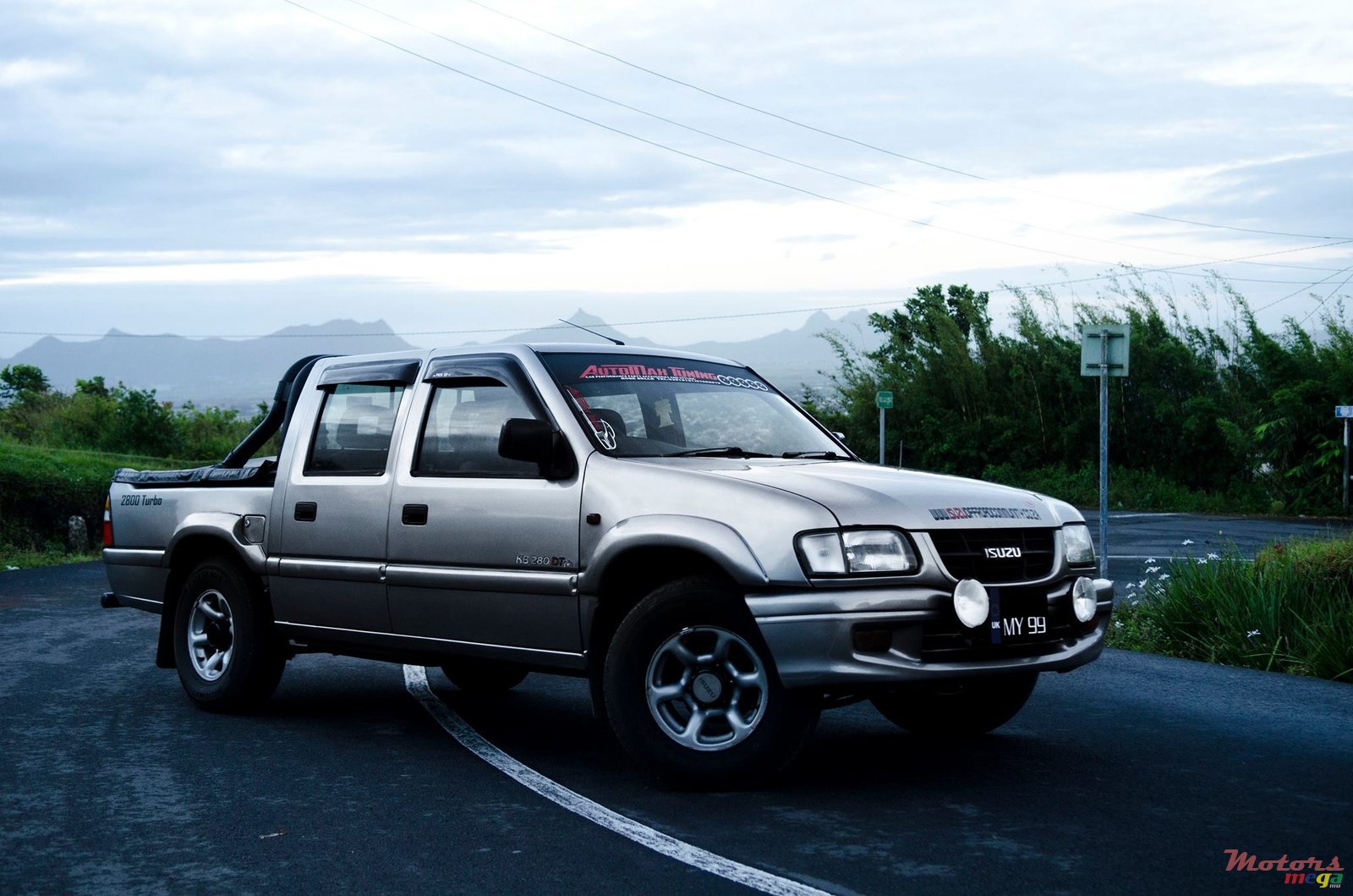 1999' Isuzu KB Series 4x2 photo #3