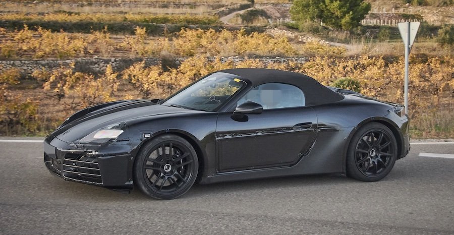 Porsche Boxster, Cayman EVs use race tech for "real sports car" handling