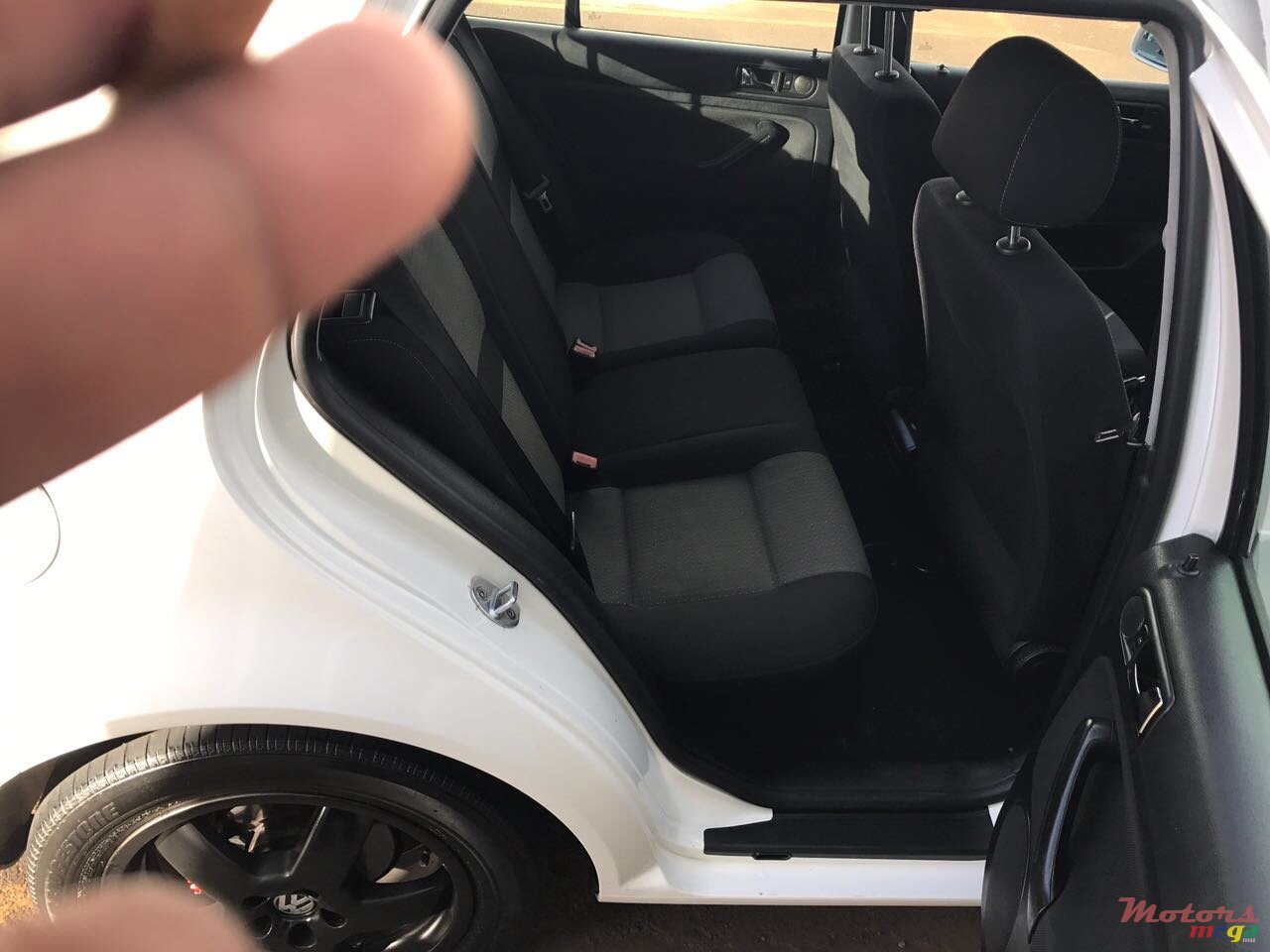 2004' Volkswagen Golf IV N/A photo #7