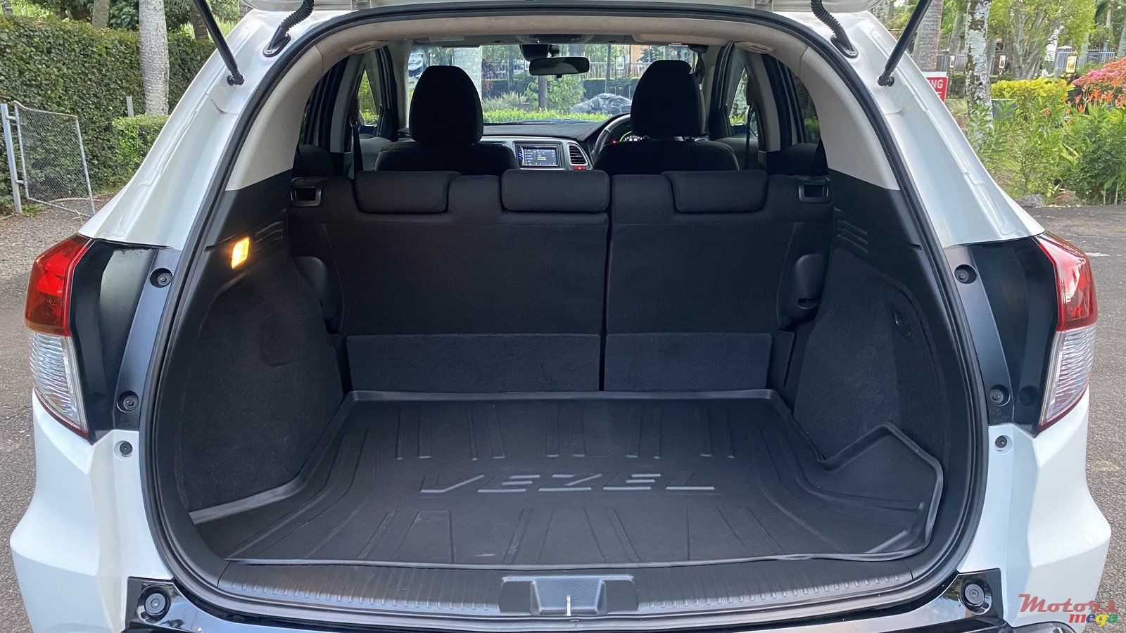 2016' Honda Vezel photo #7