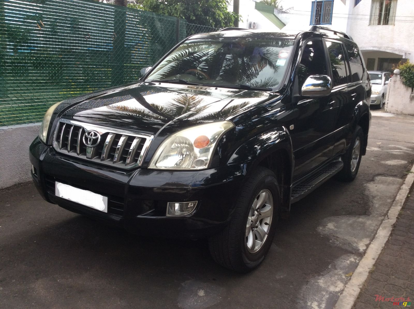 2007' Toyota Land Cruiser photo #1