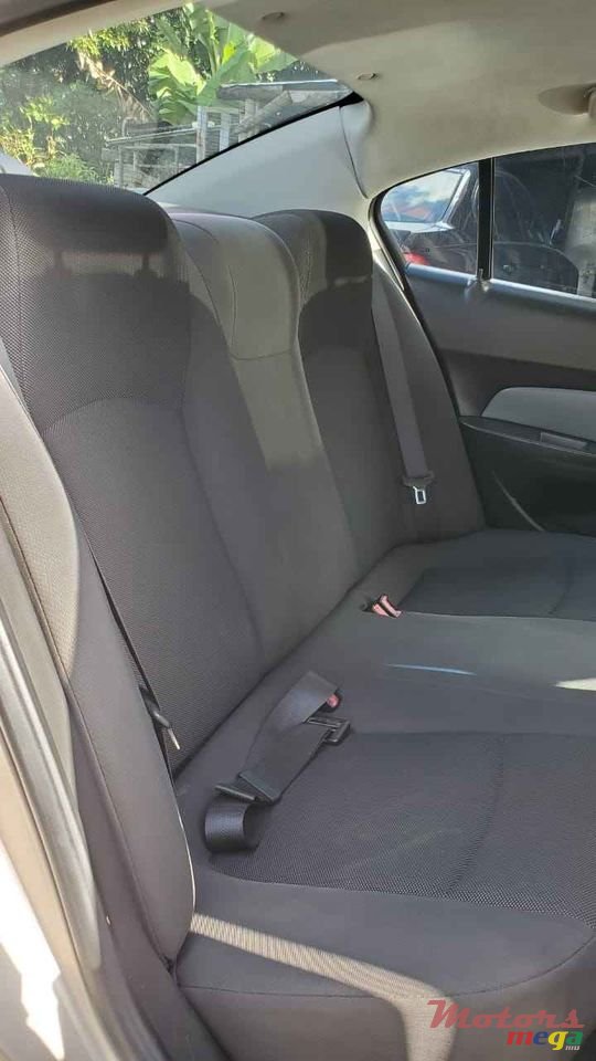 2013' Chevrolet Cruze NEW SHAPE photo #5