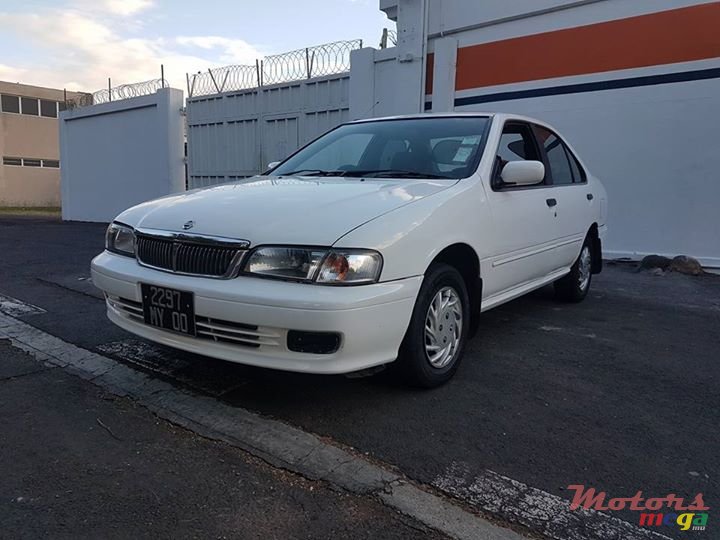 2000' Nissan Sunny B14 photo #2