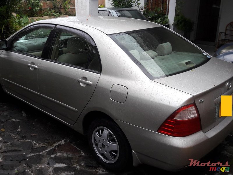 2004' Toyota Corolla NZE Grade X photo #3